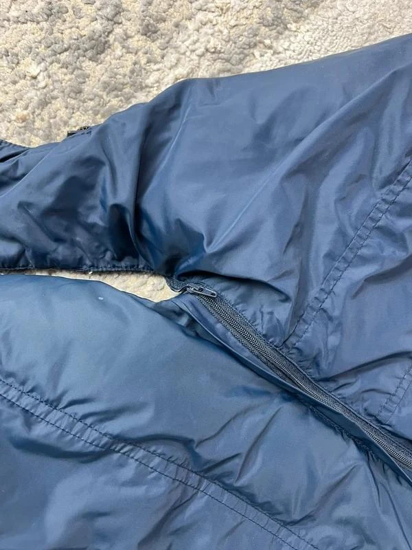Chaqueta acolchada acolchada Tommy Hilfiger azul marino y rojo Talla M – photo 13